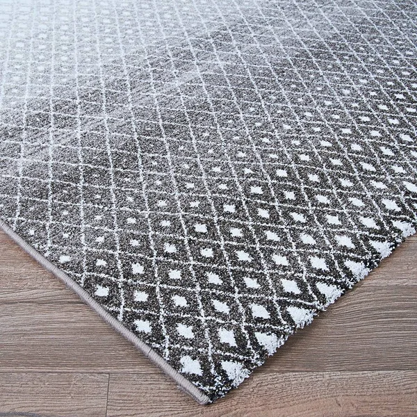 Transient Diamond Ombre Gray-Ivory Area Rug - 3&11x22 x 5&3x22
