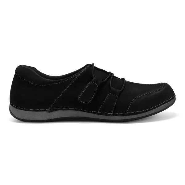 Earth Origins Women's Paisley Shoes - Wide Black in Size 9