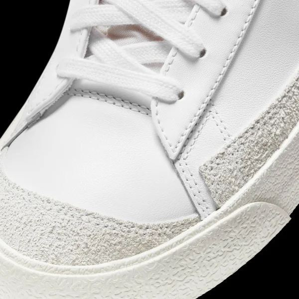 Nike Blazer Mid &77 Vintage Men's Sneakers - White/Black - 5.5
