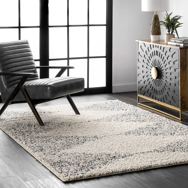 nuLOOM Scarlette Shattered Diamonds Area Rug - Off White - 6& Square, 100% Polypropylene