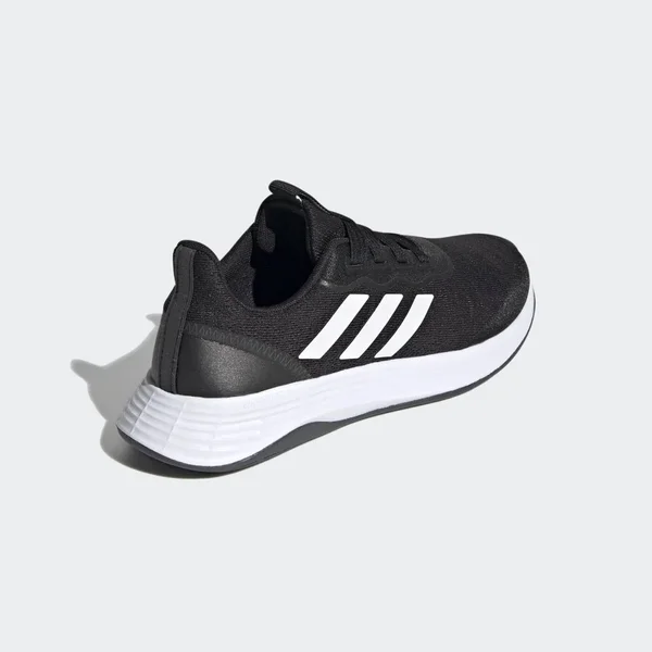 Adidas Women's qt Racer Sport Running Shoes, Black