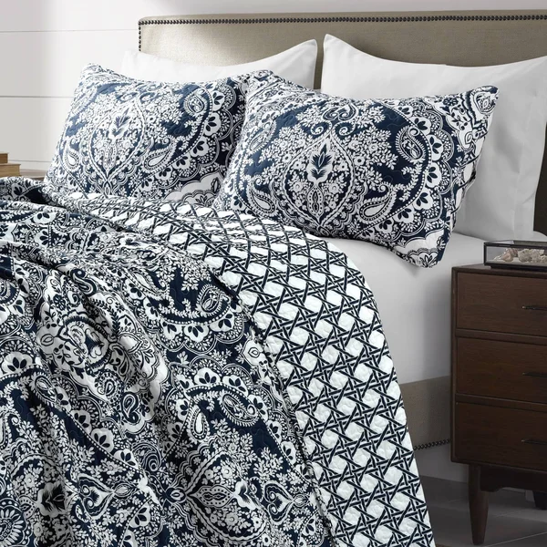 Lush Decor Aubree 3 Piece Quilt Set, King, Black/White