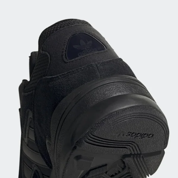 Adidas Mens Black Yung-96 Chasm Shoes Size 8