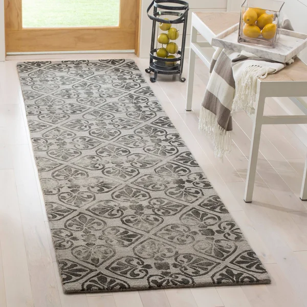 Safavieh Dip Dye Dark Beige 7 ft. x 7 ft. Round Area Rug