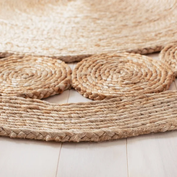 Safavieh Handmade Natural Fiber Estebana Casual Jute Rug - 9& x 9& Round
