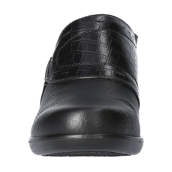 Easy Street Cynthia 9.5 Women's Black