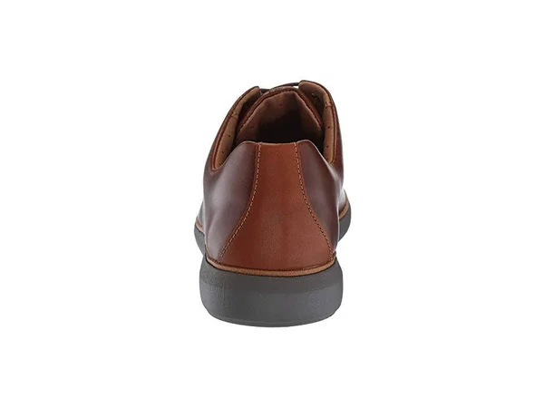 Clarks Men's Un Voyage Plain, Mahogany Leather Size: 7.5 M